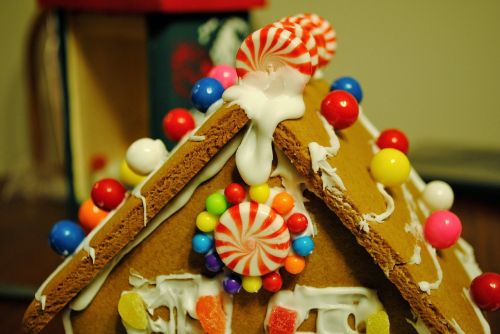 gingerbread house candy