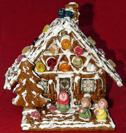 gingerbread house marzipan figures gingerbread