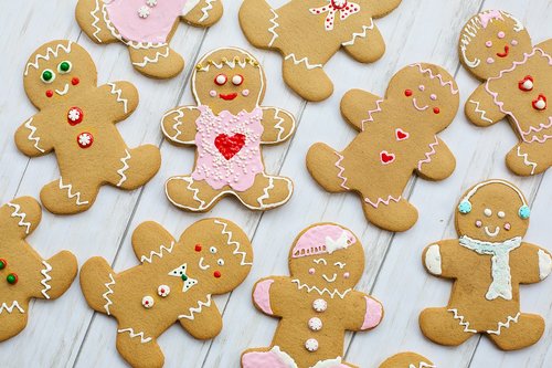 gingerbread men  women  cookies