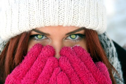 girl green eyes red hair