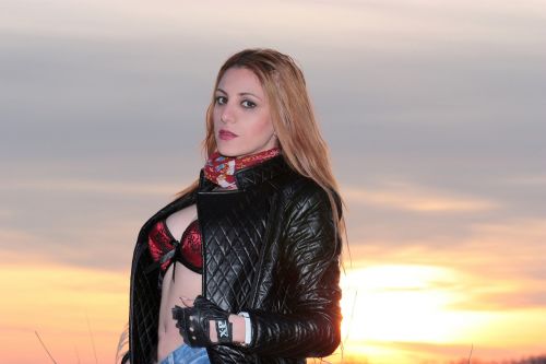 girl sunset seductive