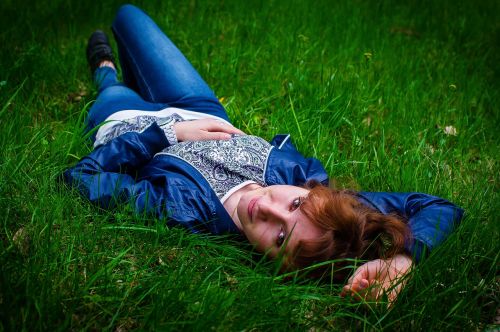 girl girl in the grass portrait