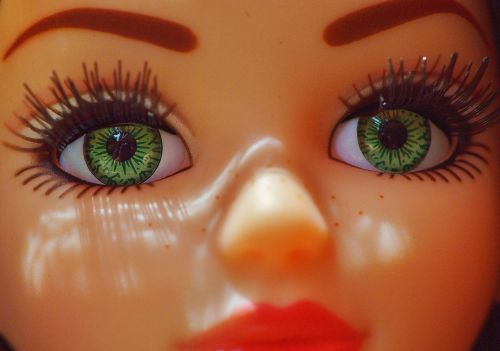 girl doll eyes