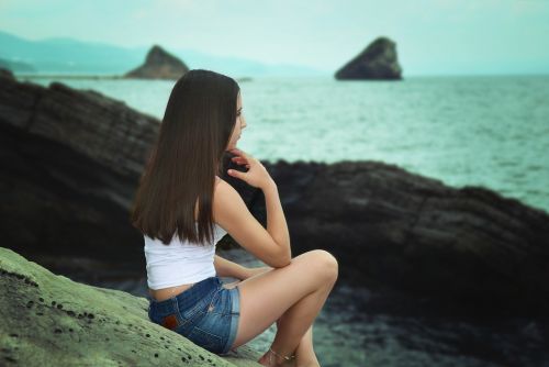 girl sea beach