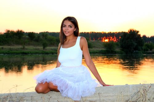 girl sunset lake