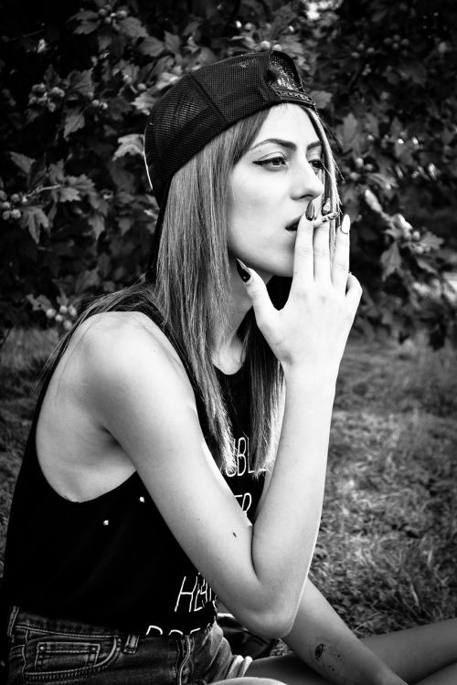 girl black and white cigarette