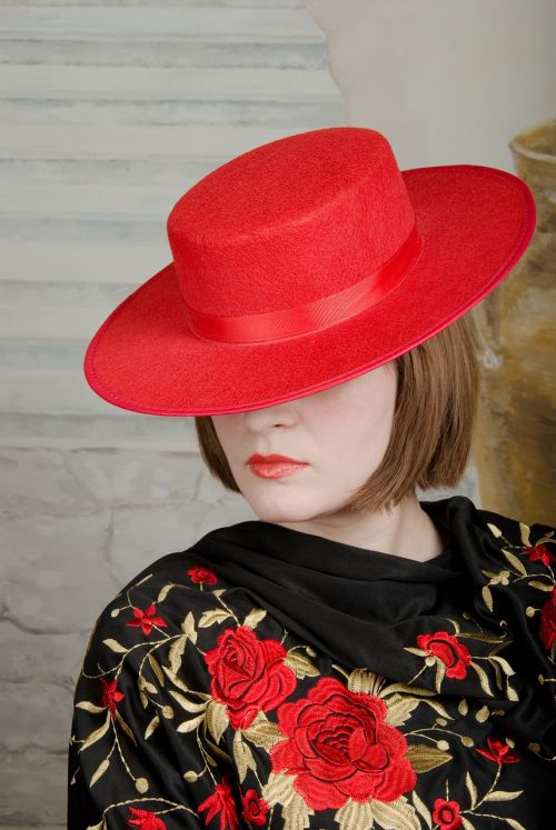 girl hat red