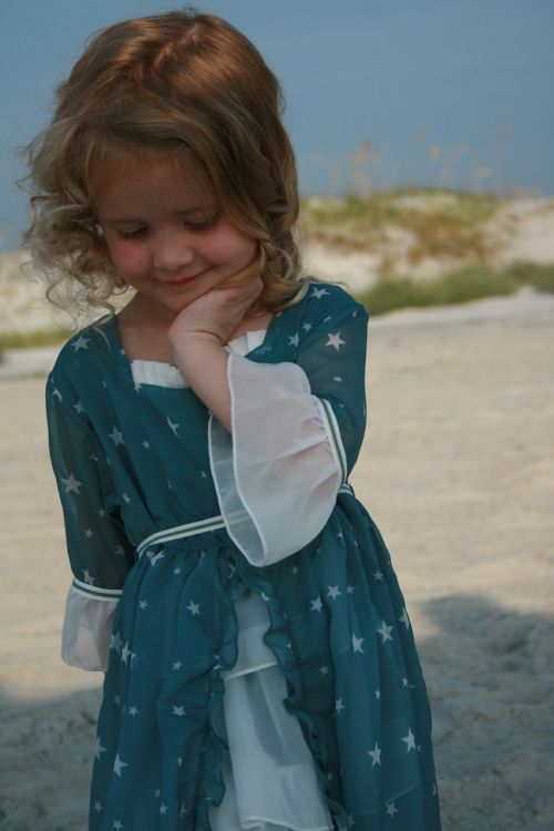 girl beach posing