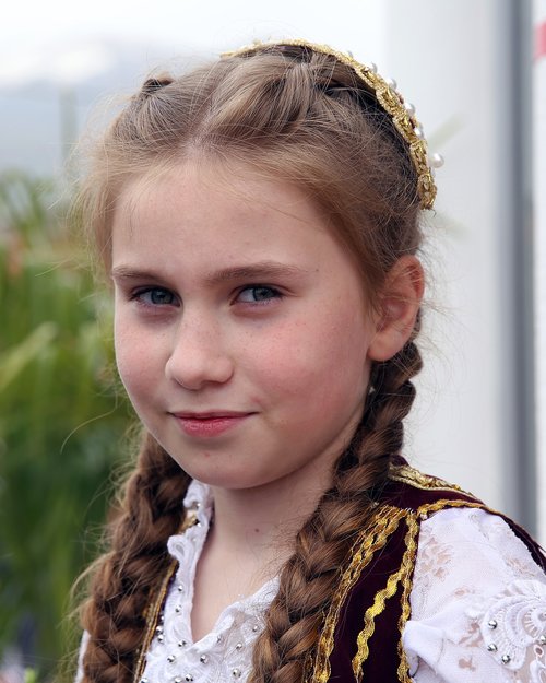 girl  albania  traditional
