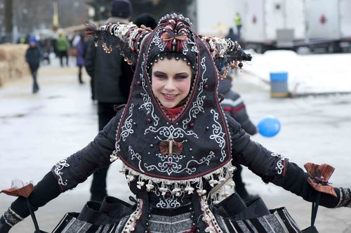 girl  carnival  artist