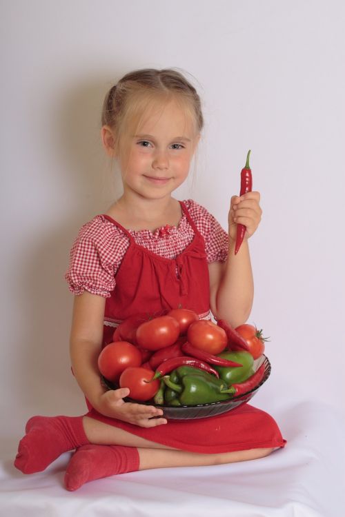 girl child vegetables