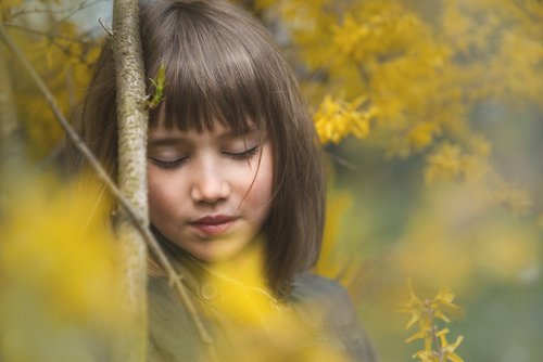 girl  laburnum  flowers