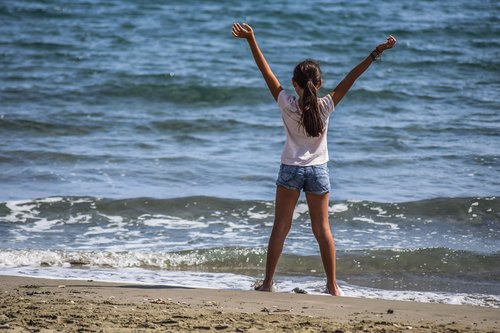 girl  teenager  beach