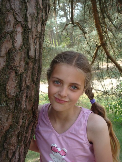 girl tree fir tree