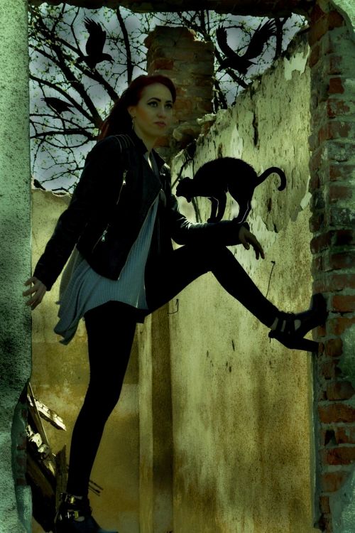 girl cat black