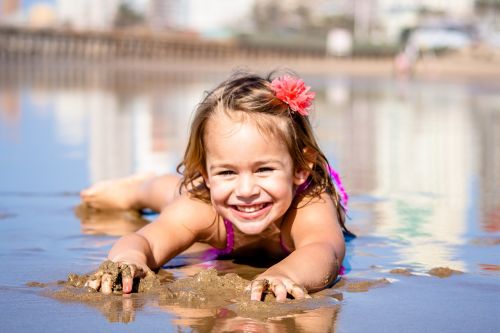 girl smile beach