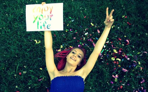 girl pink hair grass