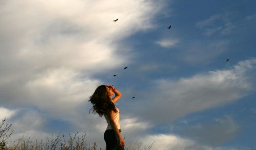 girl cloud birds