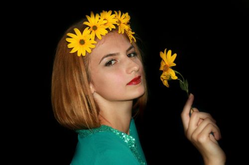 girl portrait flower