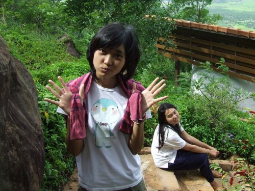 girls thailand teenagers