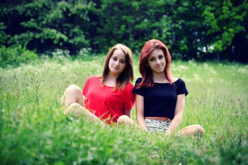 girls summer forest