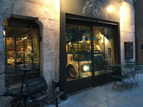 girona catalonia cafe