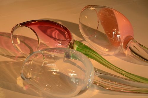 glass art tulip