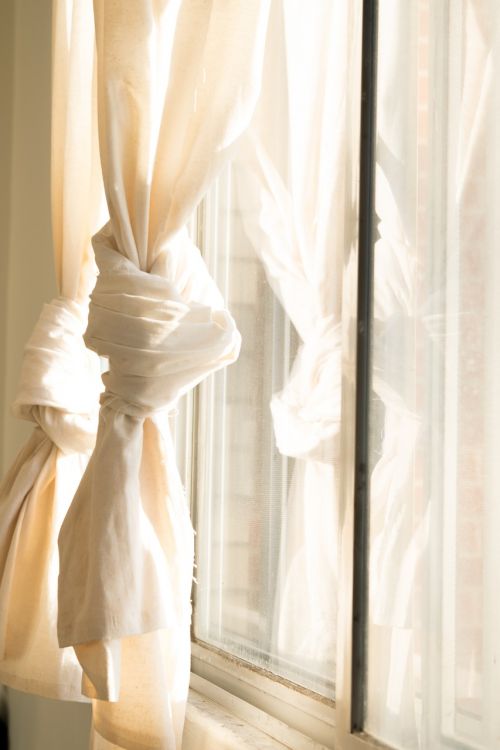 glass curtain white