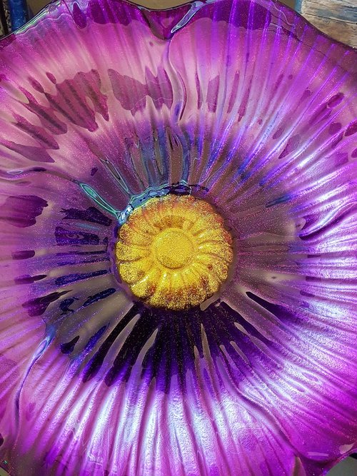 glass  sculpture  flower