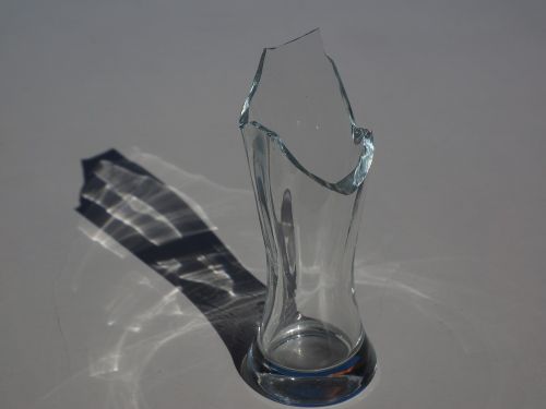 glass broken pointed