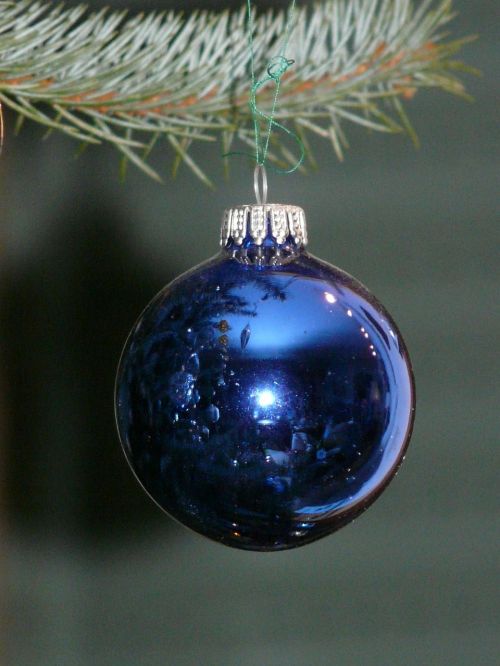 glass ball blue christmas