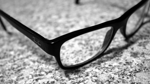 glasses close black and white