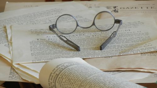 glasses read antique