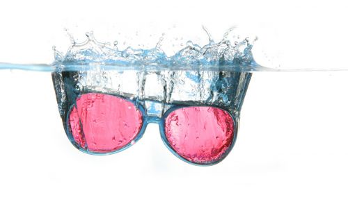 glasses water spray