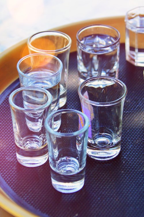 glasses  brandy  glass