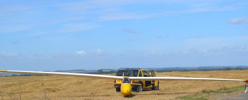 glider sailplane airfield