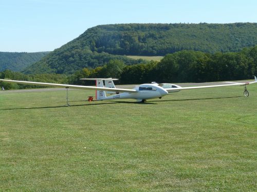glider fly aircraft