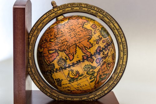 globe  old  symbolism