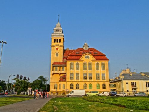 gmach technikum mechanicznego bydgoszczy building