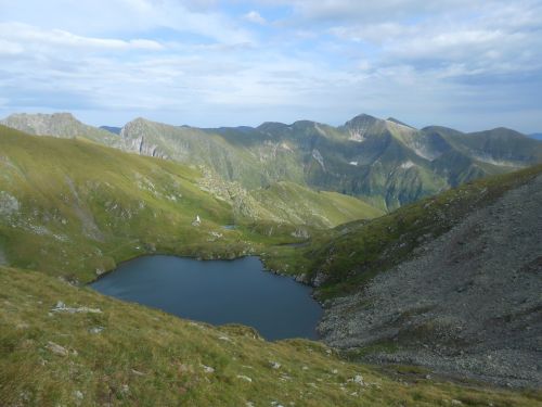 goat lake mountain lake