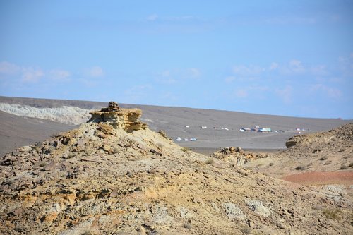 gobi  mountain  mongolia