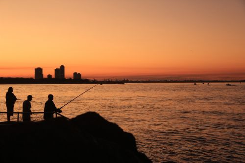 gold coast fishing sunset
