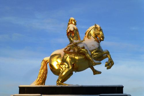 golden rider monument august the strong