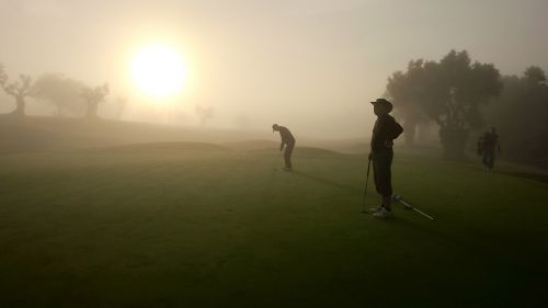 golf morning haze portugal