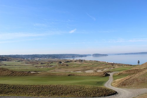 golf course  sea  scenic