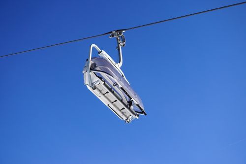 gondola transport ski