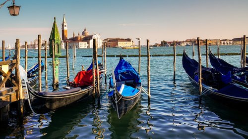 gondolas  venice  channel