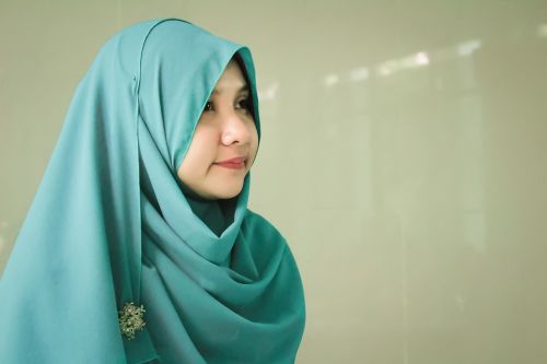 gorgeous indonesian hijab