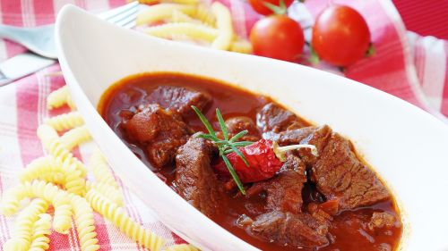 goulash meat beef
