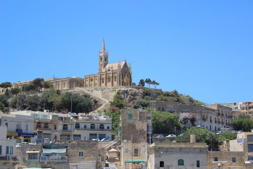 gozo outside port city